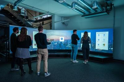 Immersive Rooms for Data Visualisation & Decision-making
